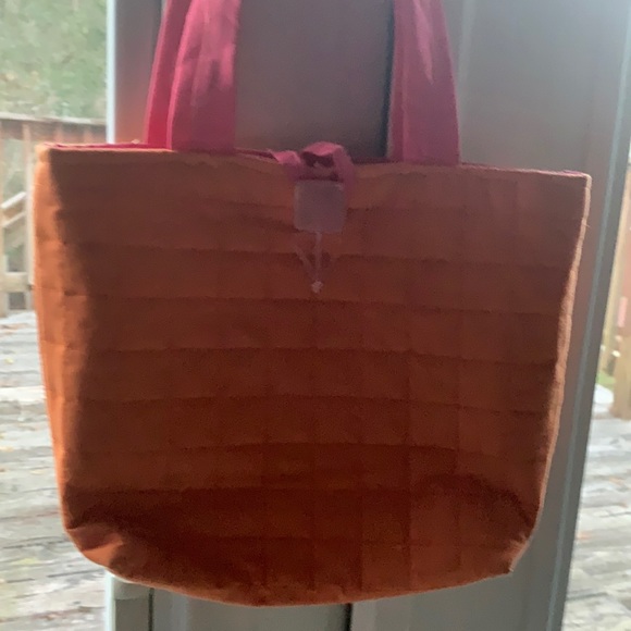 Orange and pink quilted purse - Picture 1 of 4